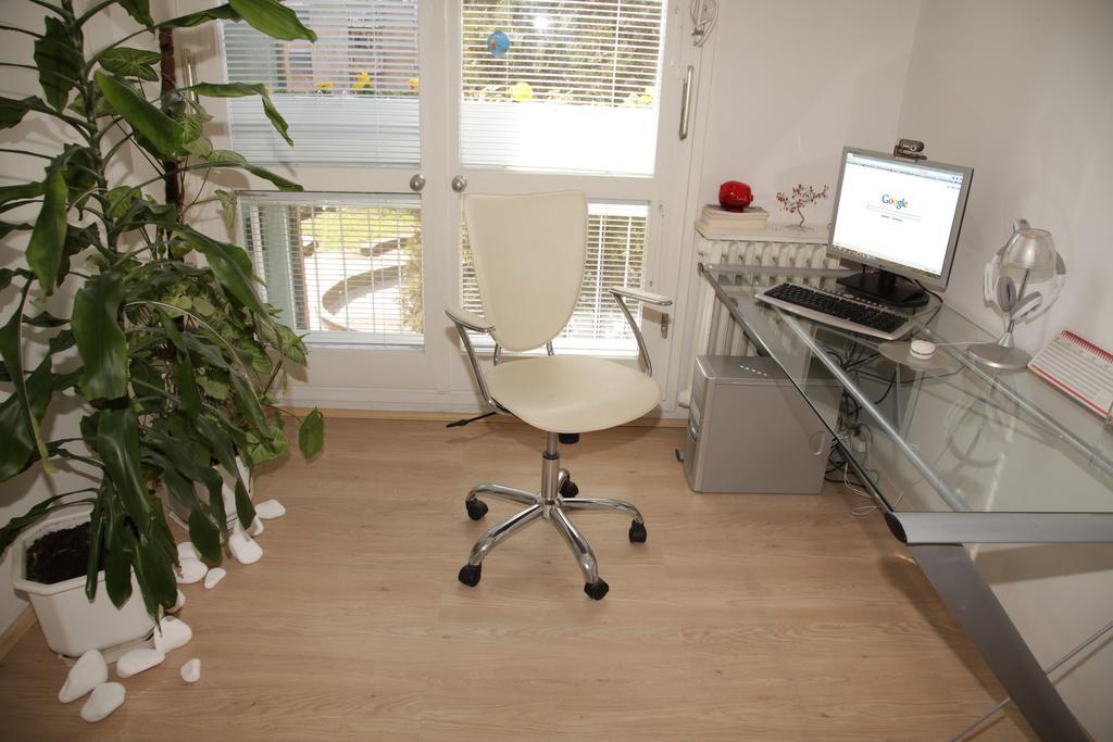Apartment Spacious Liman Újvidék Kültér fotó